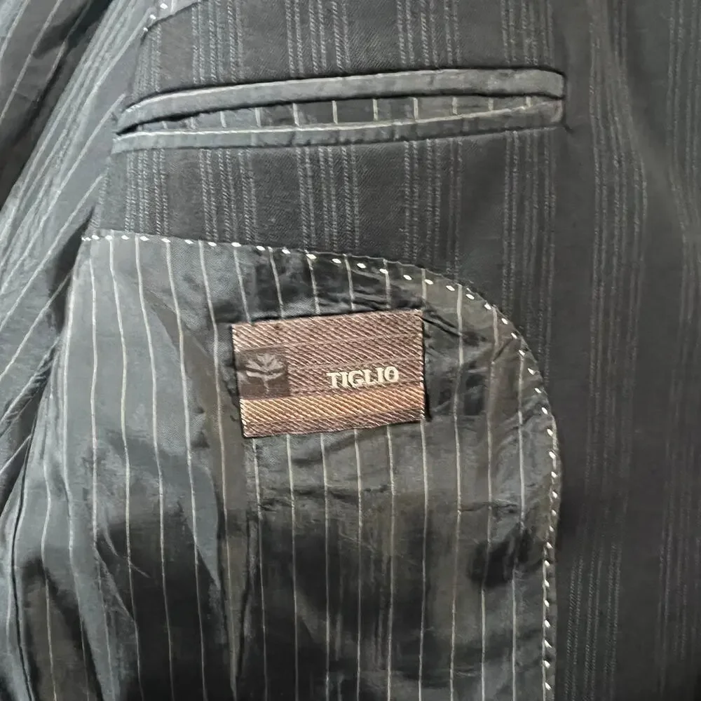 Tiglio Baroloz 100% Virgin Wool 150 Black Pin Striped Men’s Suit Jacket Long VTG